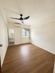 Marsiling Road (D25), Shop House #567447021